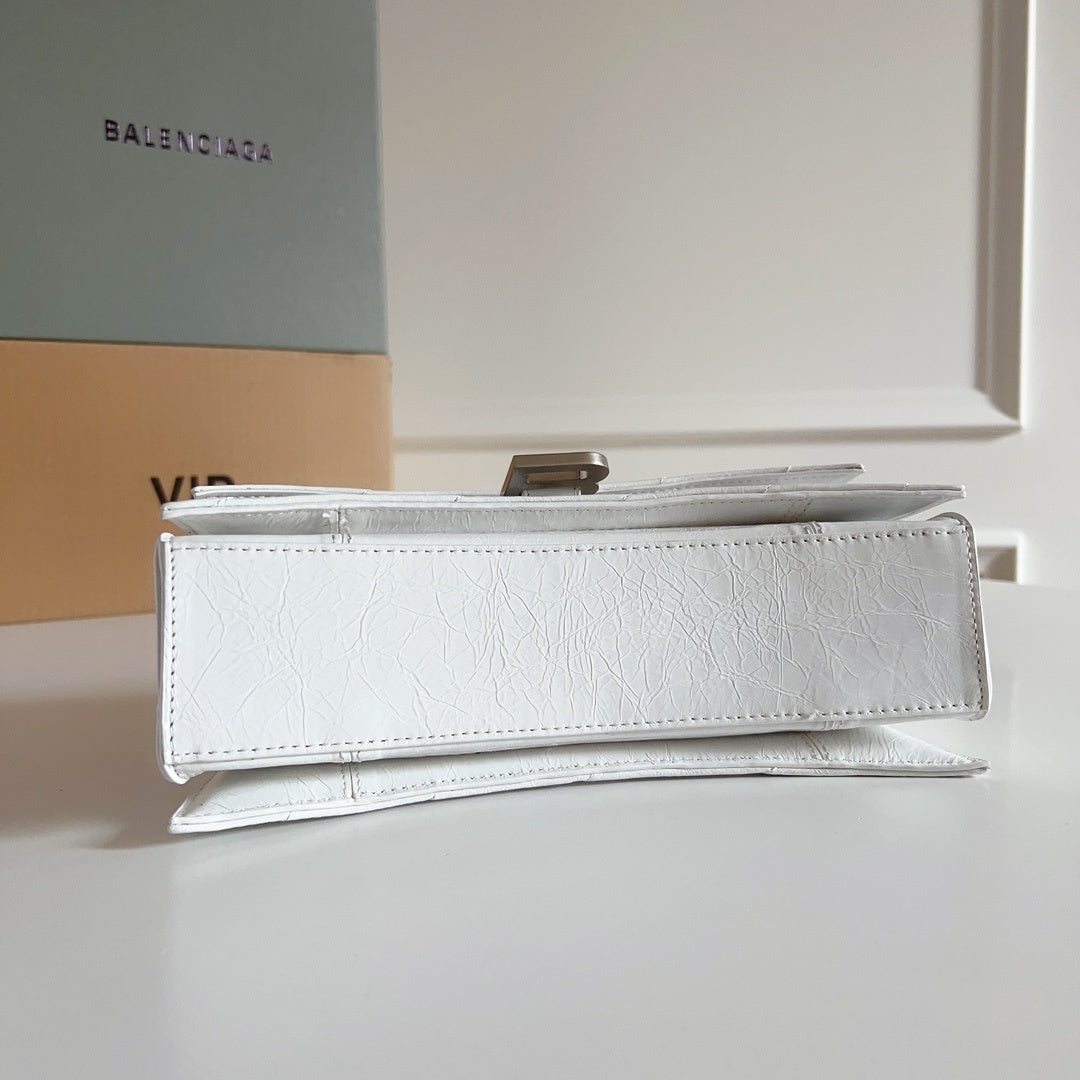 new-luxury-designer-bags-nm24198