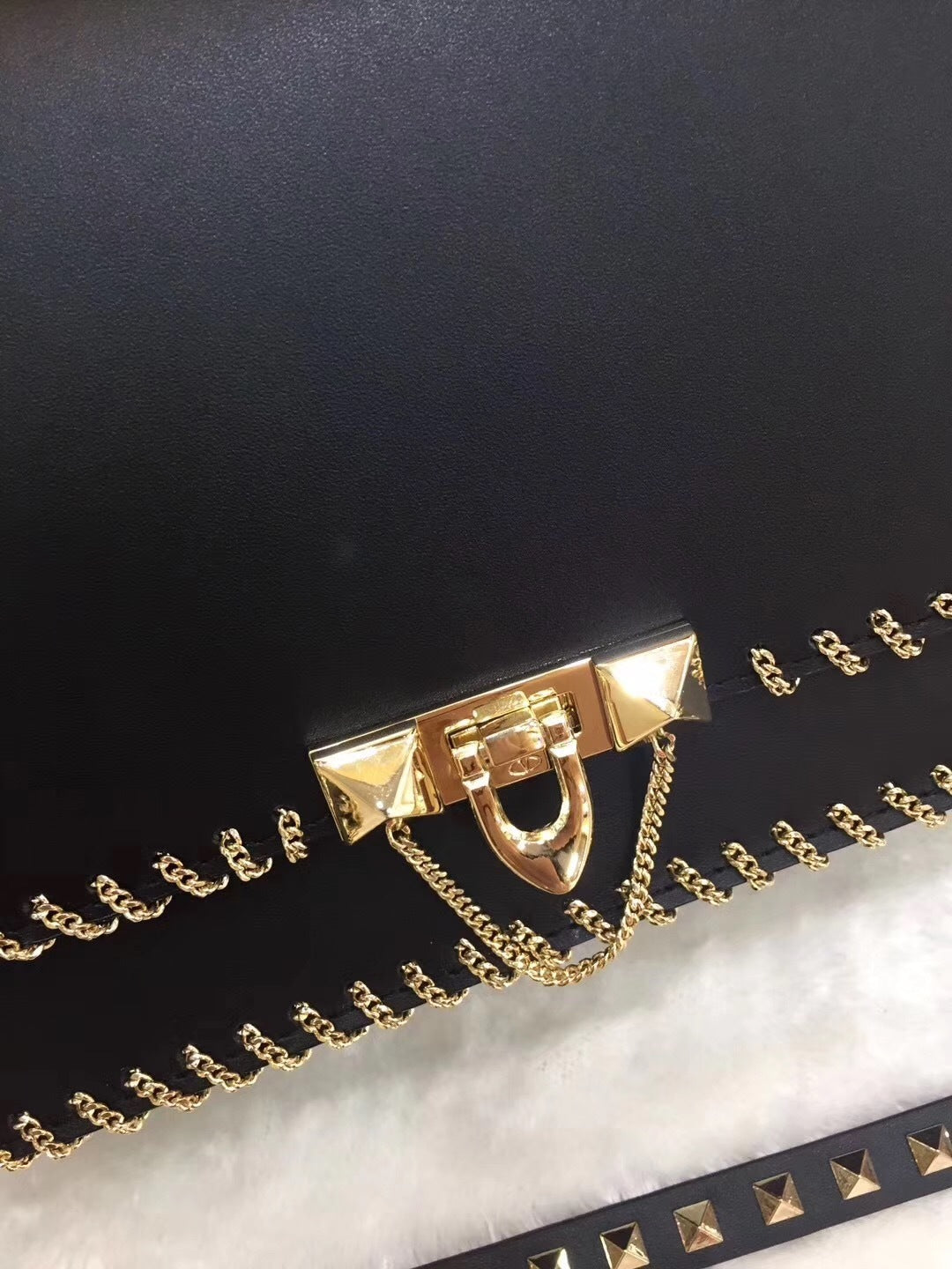 Dragons Bags - High-Quality Designer Products for You - AFFORDABLE LUXURY BAGS - 5547