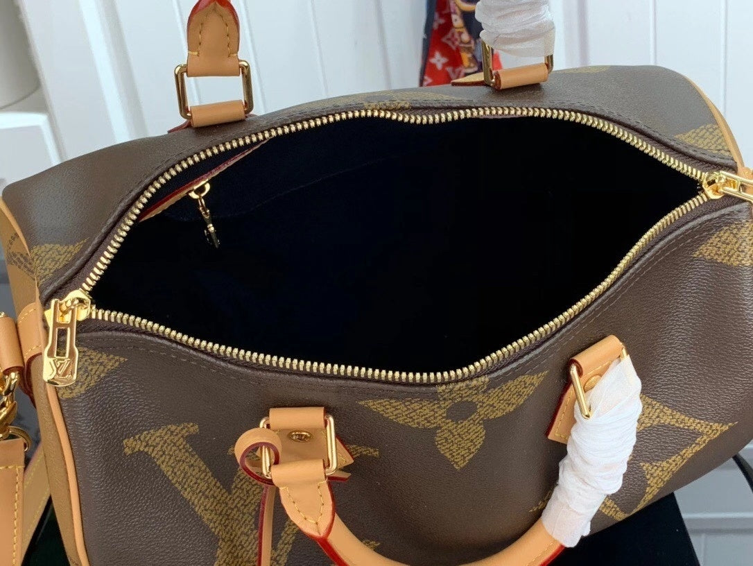 Dragons Bags - High-Quality Designer Products for You - AFFORDABLE LUXURY BAGS - 3803