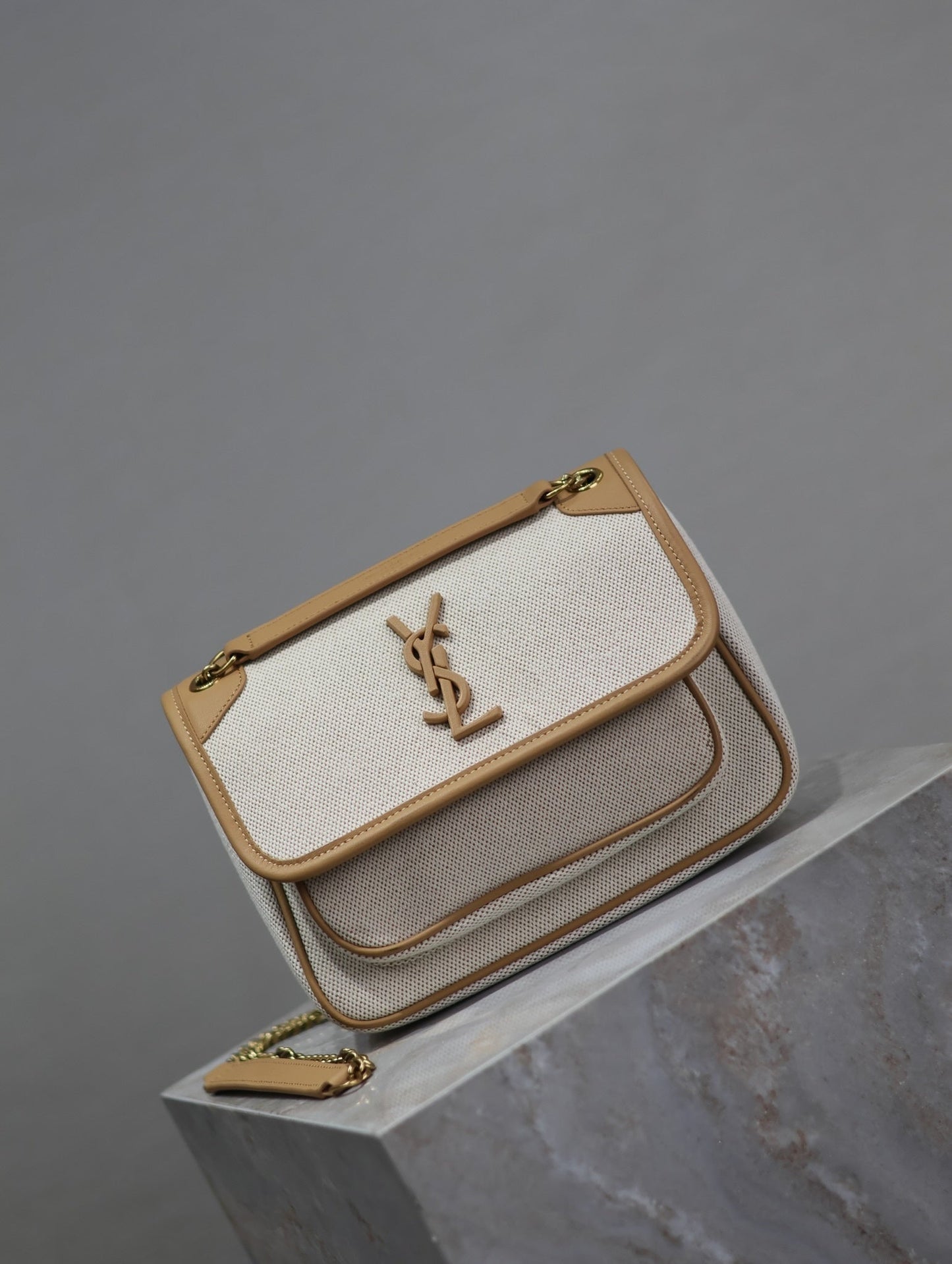 Dragons Bags - Best High-End Brands in One Place - AFFORDABLE LUXURY BAGS - 6001