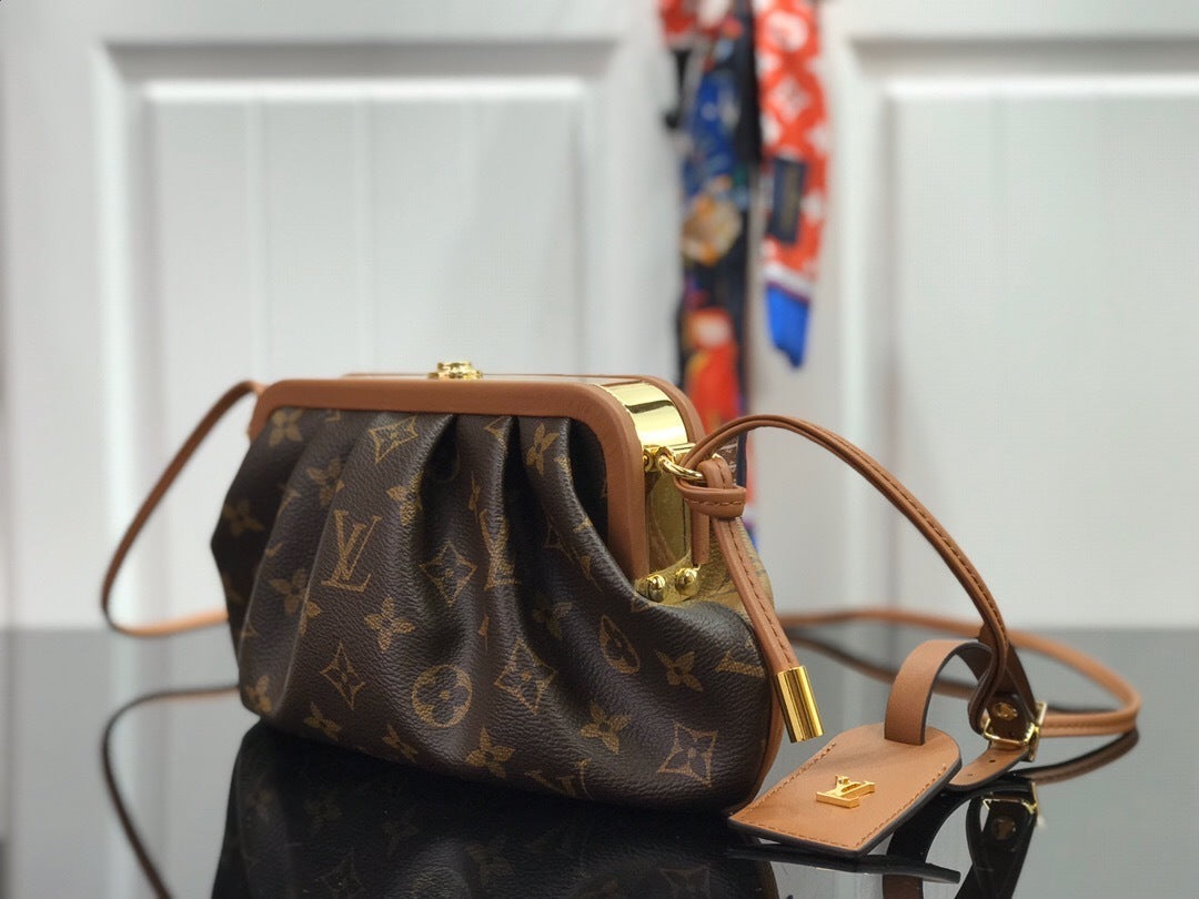 new-luxury-designer-bags-nm22009