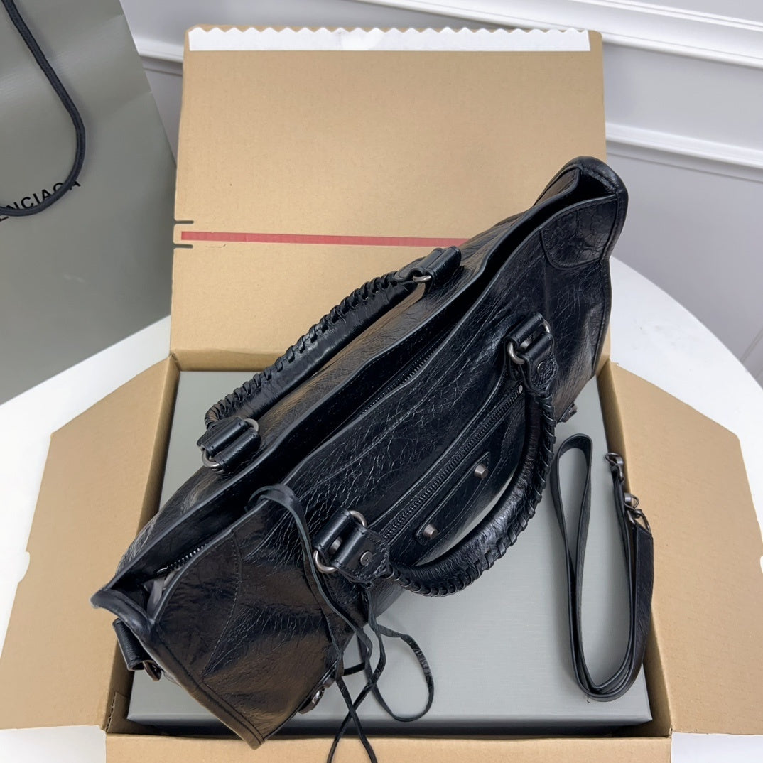 new-designer-premium-bags-nm24009