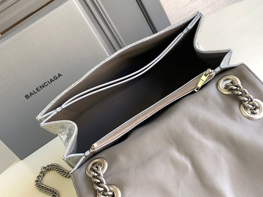new-luxury-designer-bags-nm24194
