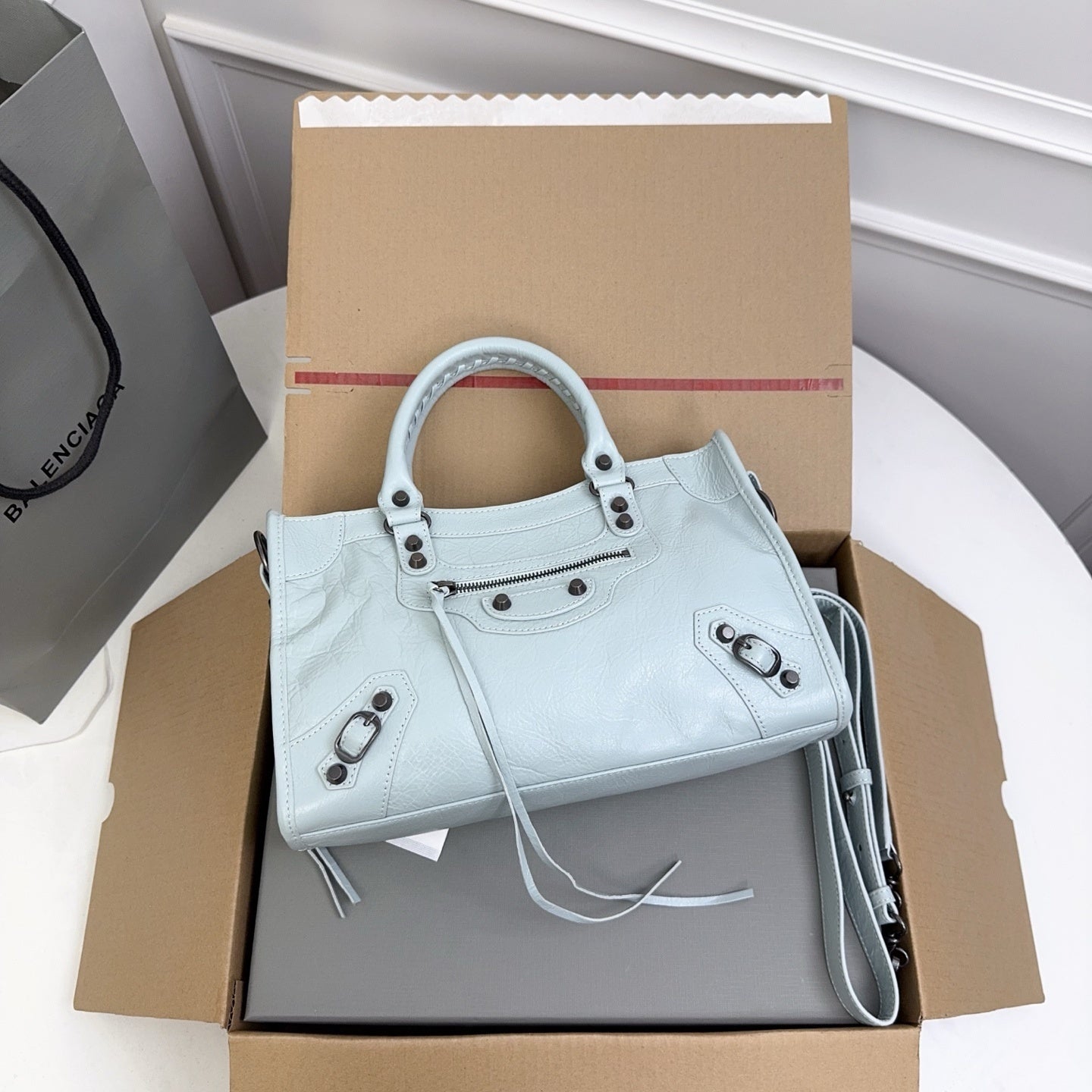 new-designer-premium-bags-nm24032