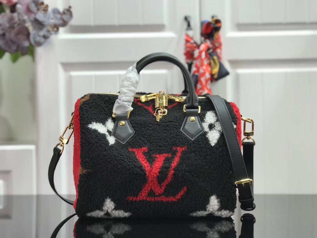 new-luxury-designer-bags-nm21958