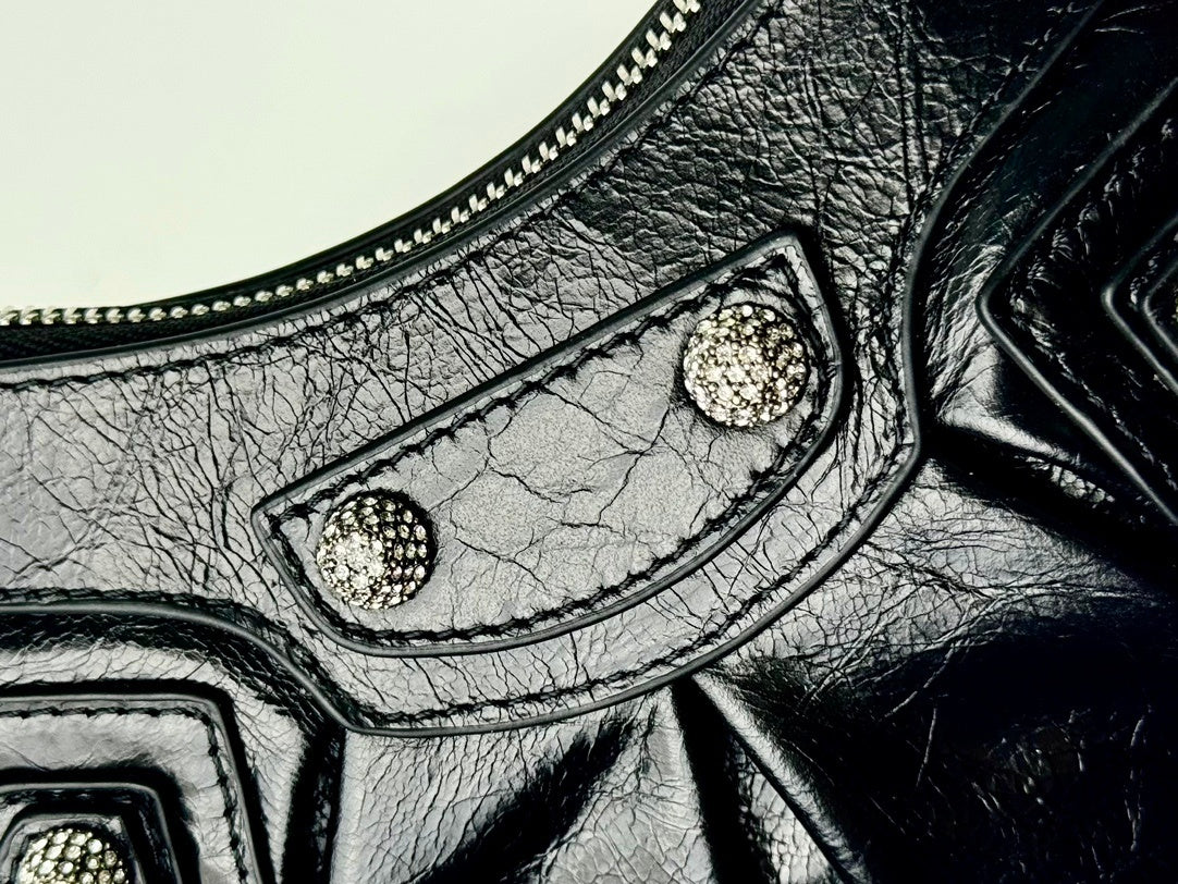 new-luxury-designer-bags-nm24986