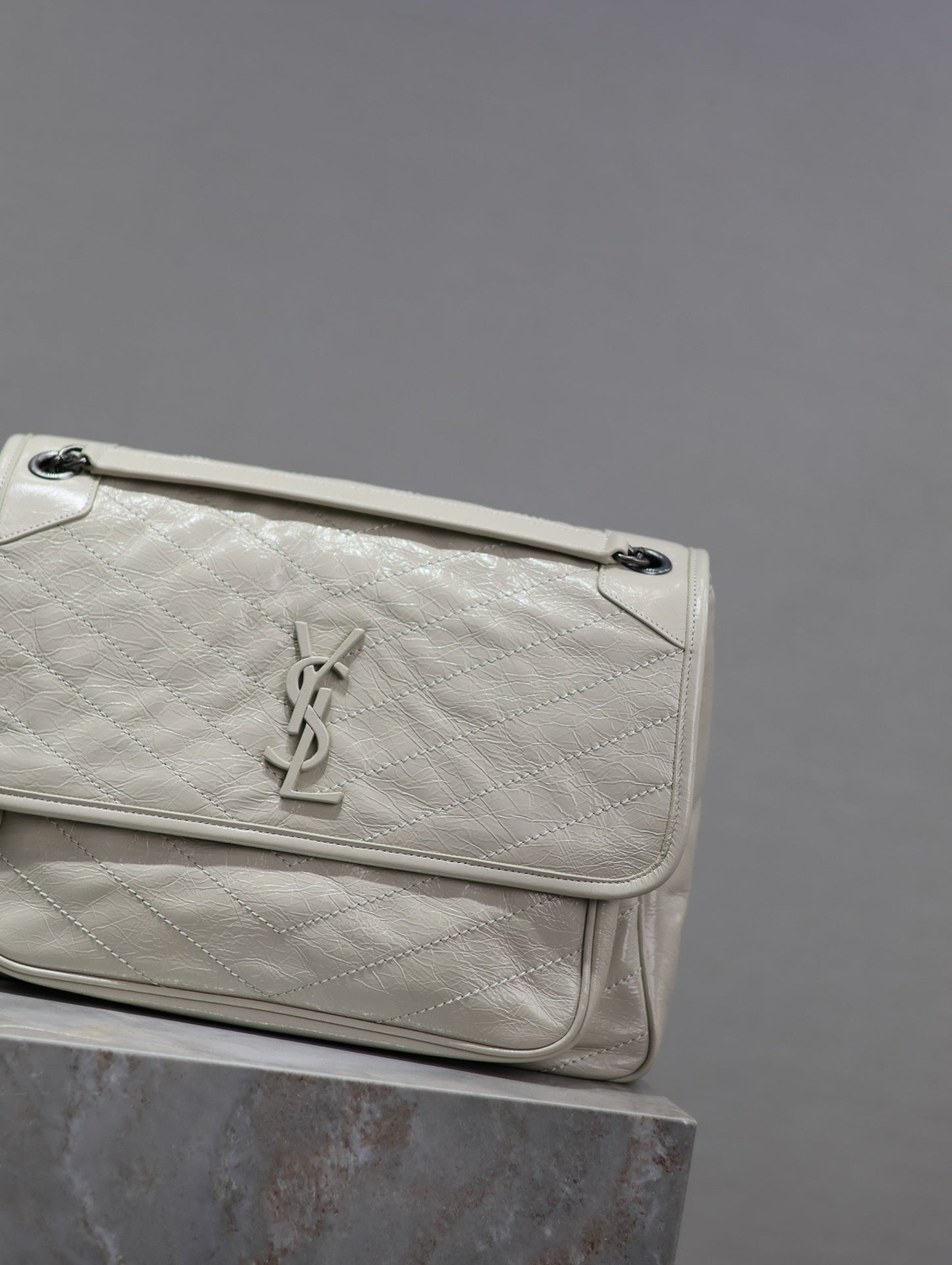 Dragons Bags - High-Quality Designer Products for You - AFFORDABLE LUXURY BAGS - 5983