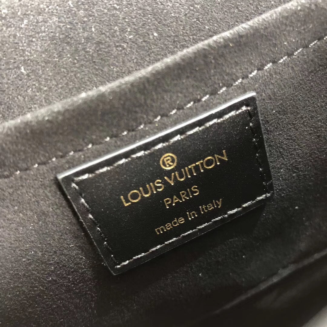 new-luxury-designer-bags-nm21820