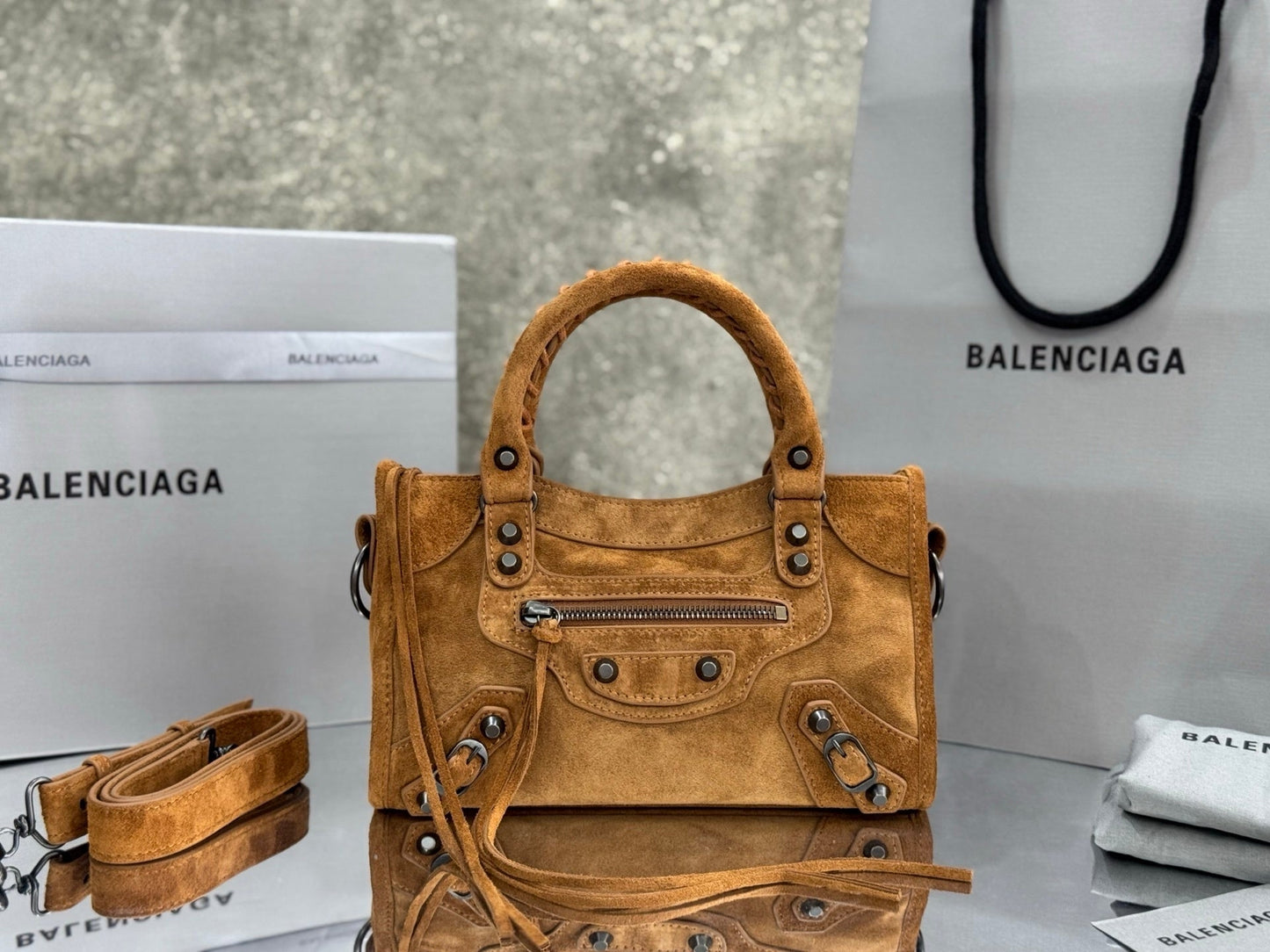 new-luxury-designer-bags-nm24618