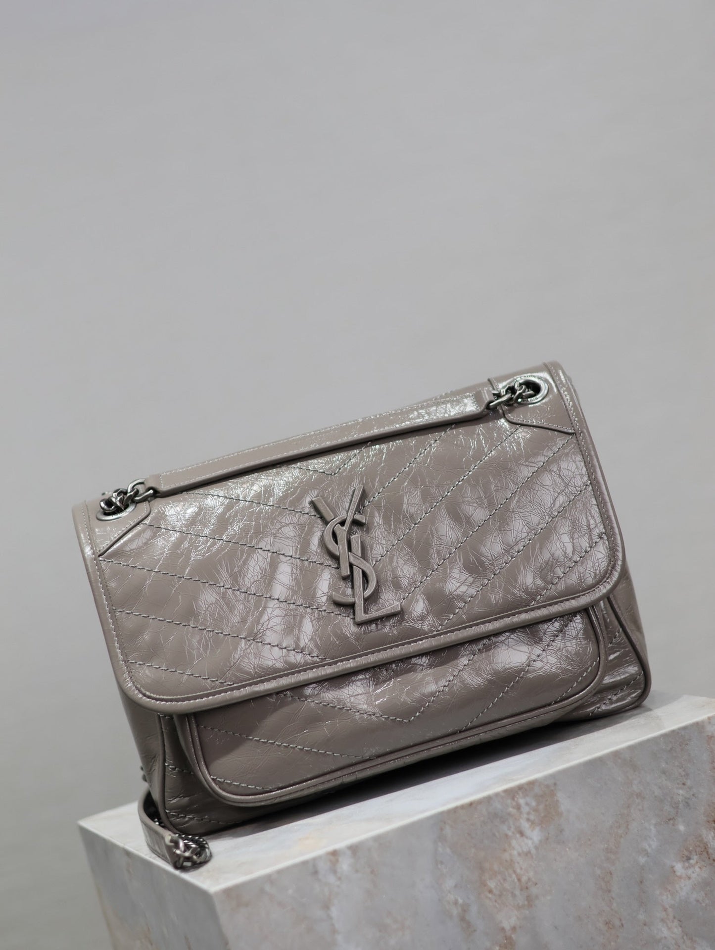 Dragons Bags - Best High-End Brands in One Place - AFFORDABLE LUXURY BAGS - 5985