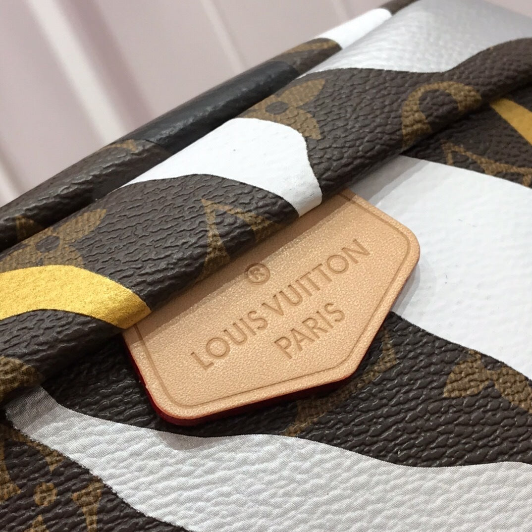 Dragons Bags - High-Quality Designer Products for You - AFFORDABLE LUXURY BAGS - 4235