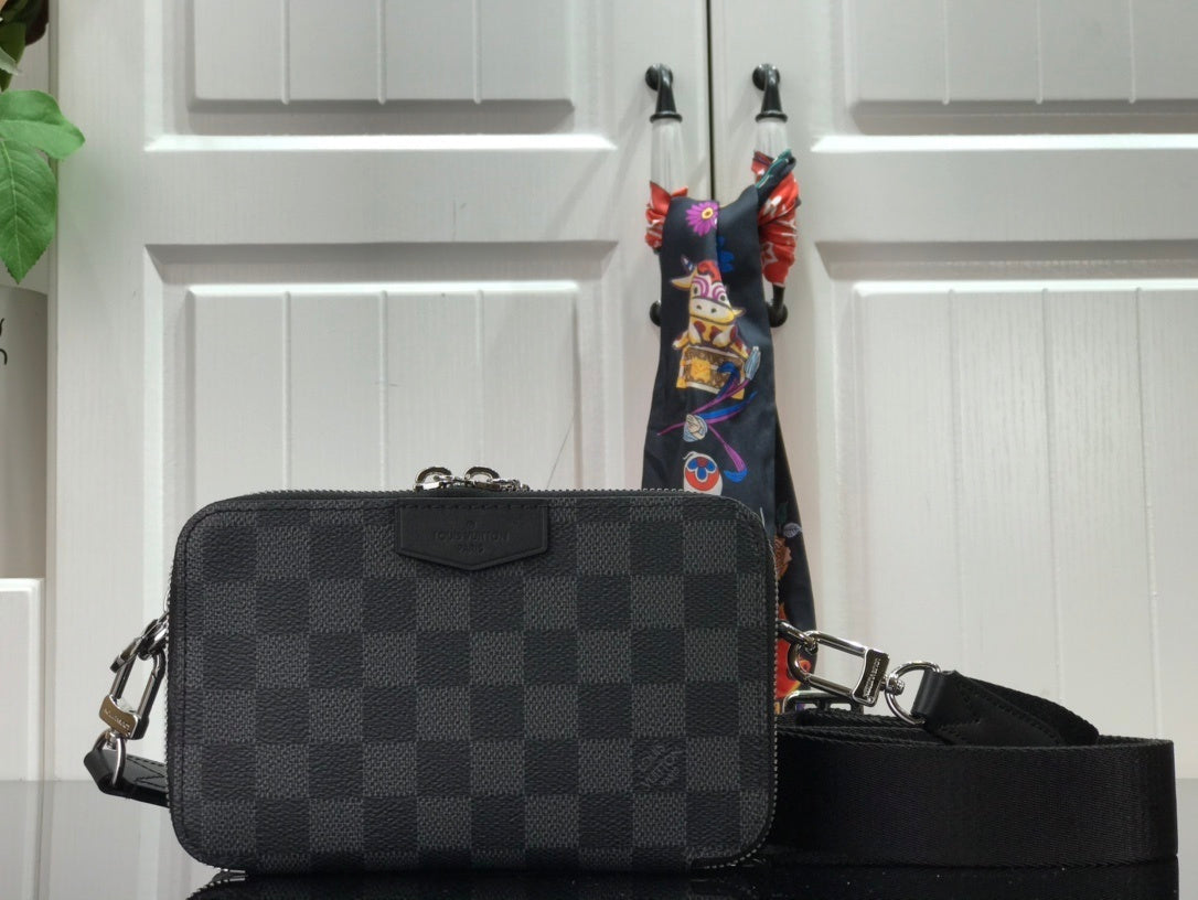 Dragons Bags - Premium Luxury Goods and Accessories - AFFORDABLE LUXURY BAGS - 4262