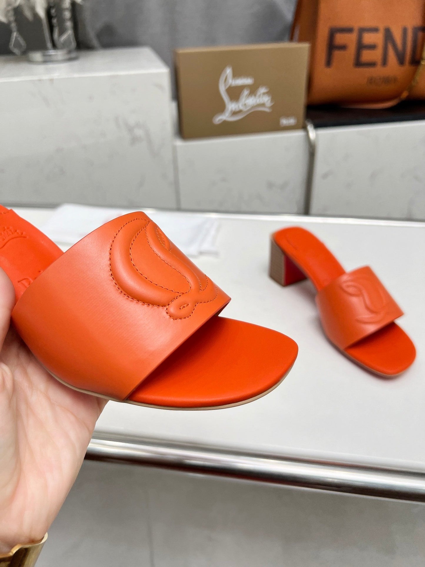 Dragons Bags - Premium Luxury Goods and Accessories - AFFORDABLE LUXURY HEELS - 8054