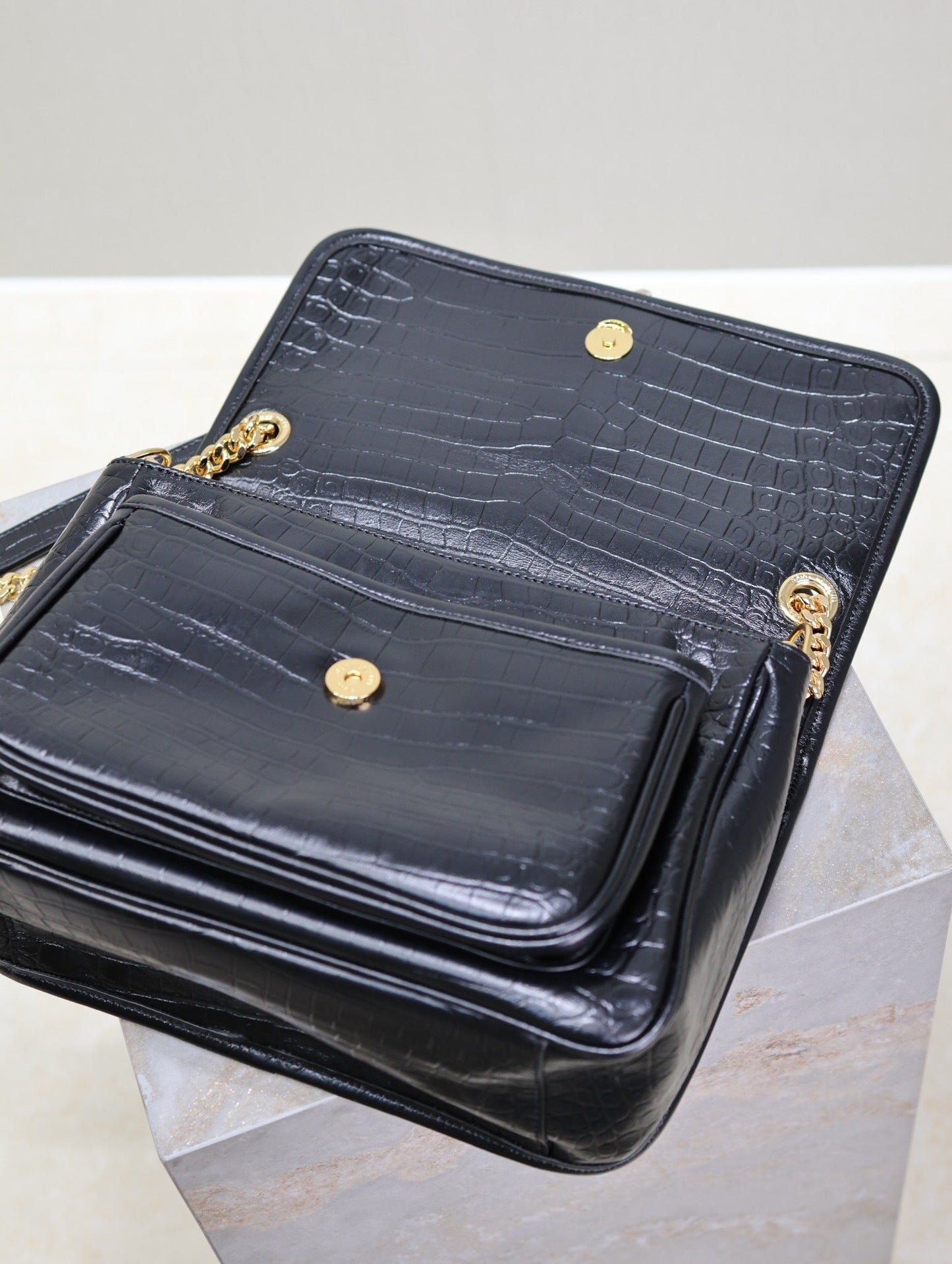 Dragons Bags - DESIGNER BAGS FOR WOMEN - AFFORDABLE LUXURY BAGS - 6000