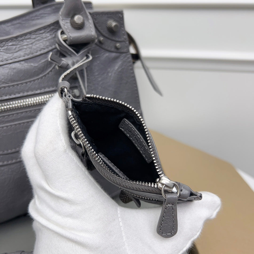 new-luxury-designer-bags-nm24276