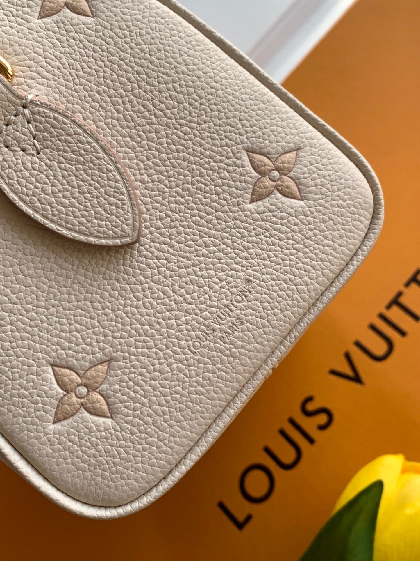 Dragons Bags - Best High-End Brands in One Place - AFFORDABLE LUXURY BAGS - 3433