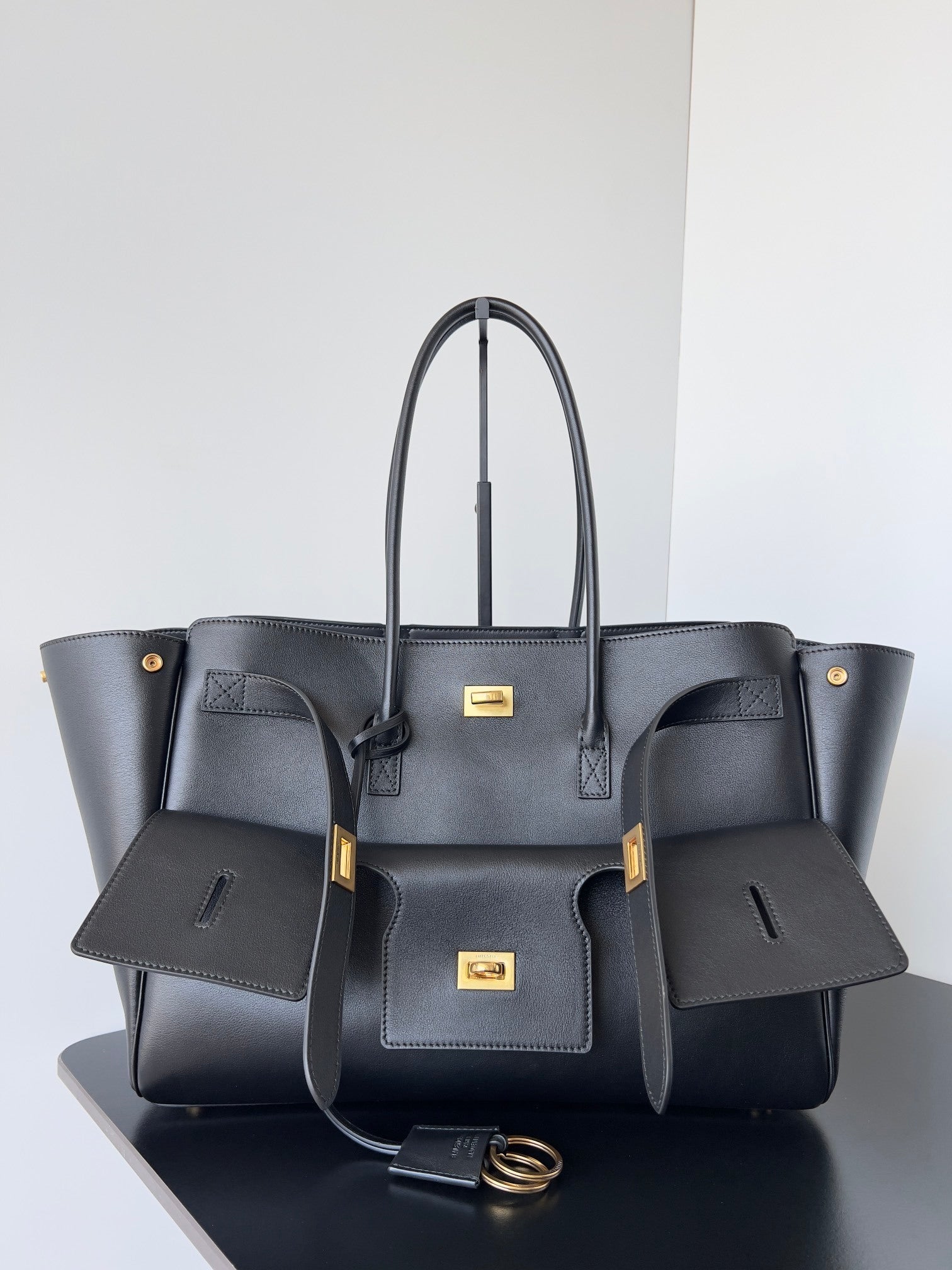 new-luxury-designer-bags-nm24349