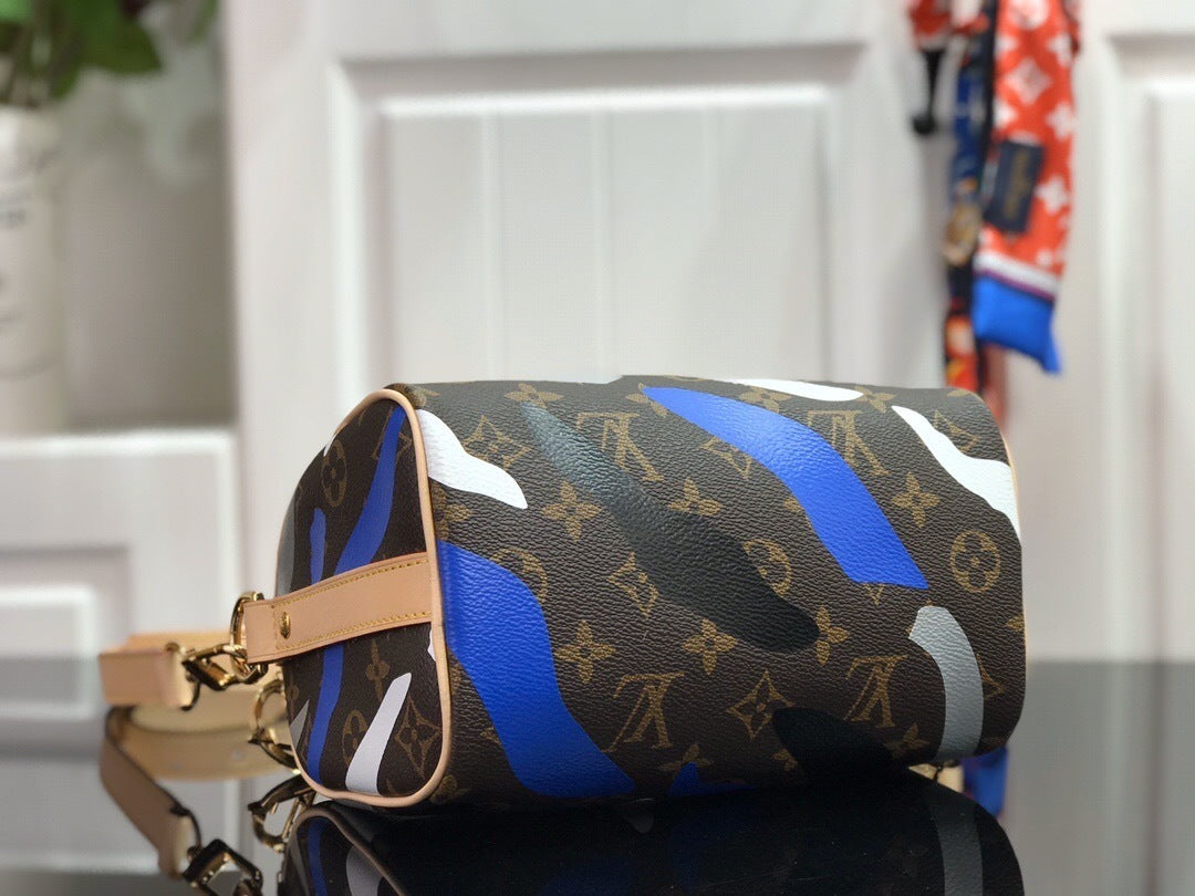 new-luxury-designer-bags-nm22010