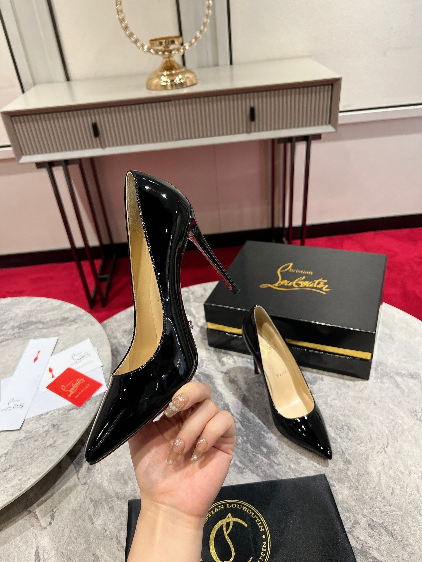 Dragons Bags - Best High-End Brands in One Place - AFFORDABLE LUXURY HEELS - 8197