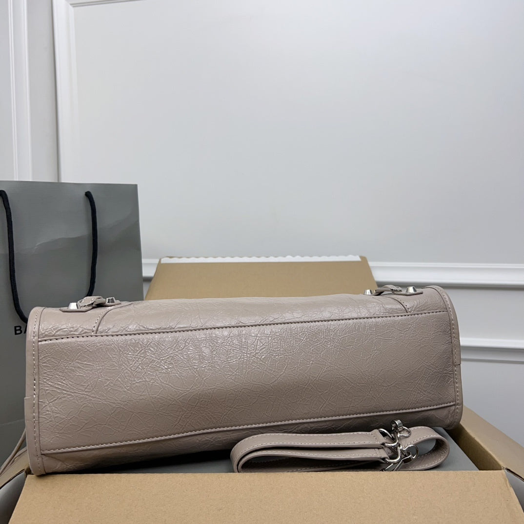 new-designer-premium-bags-nm24015