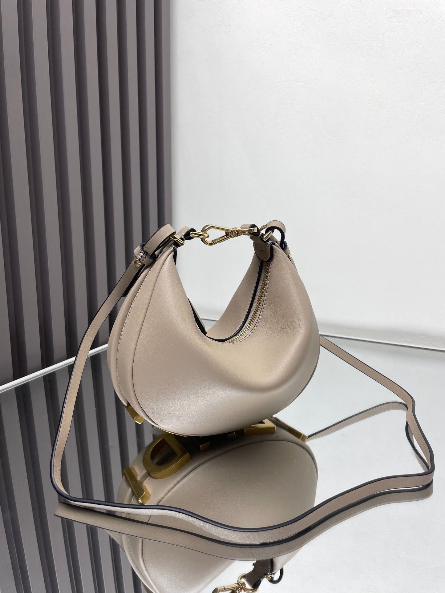 Dragons Bags - Best High-End Brands in One Place - AFFORDABLE LUXURY BAGS - 19160