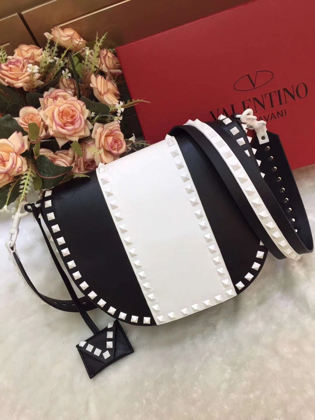 Dragons Bags - Best High-End Brands in One Place - AFFORDABLE LUXURY BAGS - 5565