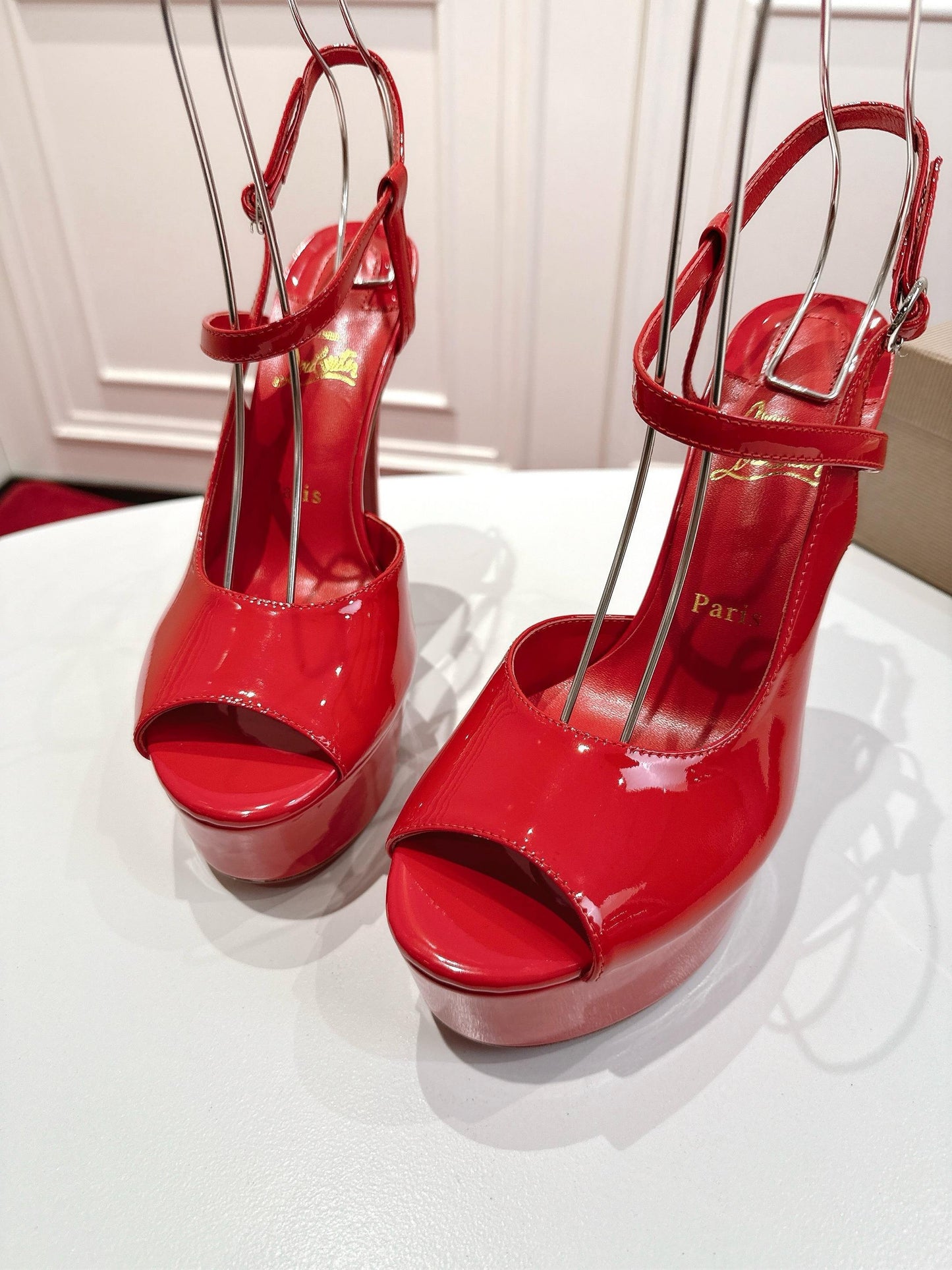 new-luxury-designer-bags-nm22750