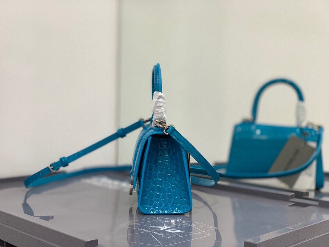 new-luxury-designer-bags-nm24077