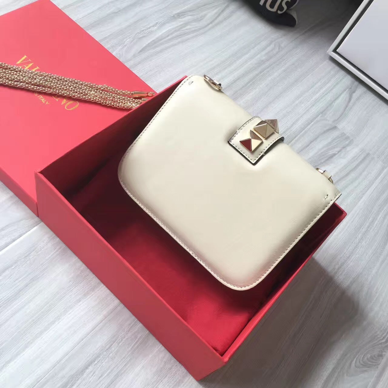 Dragons Bags - High-Quality Designer Products for You - AFFORDABLE LUXURY BAGS - 5535
