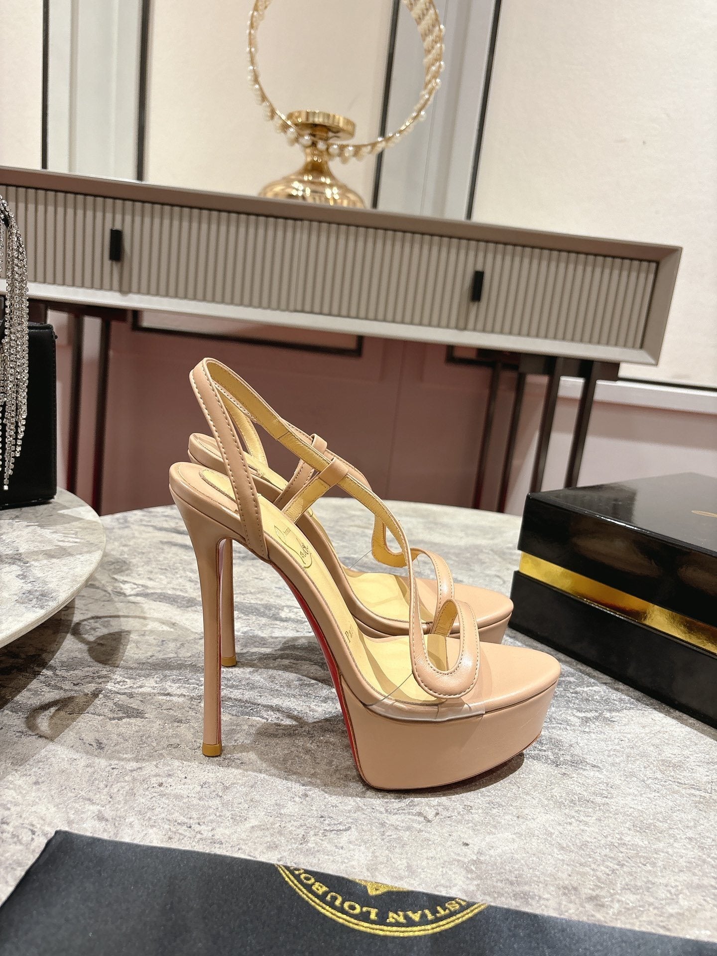 Dragons Bags - Premium Luxury Goods and Accessories - AFFORDABLE LUXURY HEELS - 8294