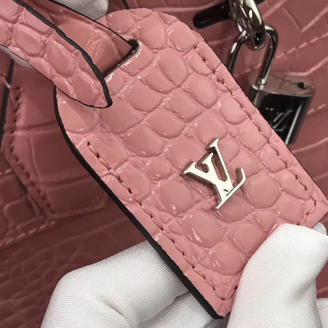 new-luxury-designer-bags-nm21838