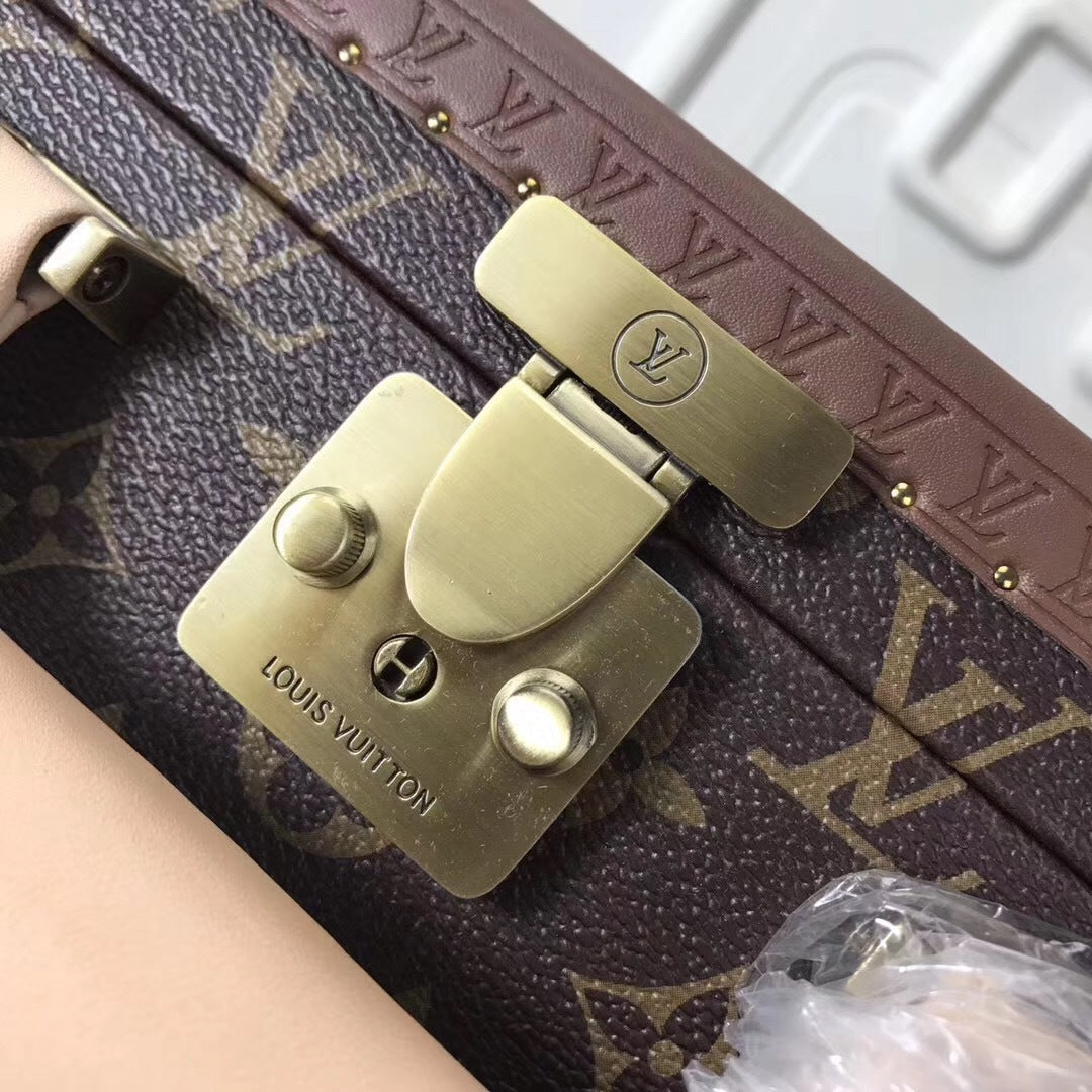 Dragons Bags - High-Quality Designer Products for You - AFFORDABLE LUXURY BAGS - 3499