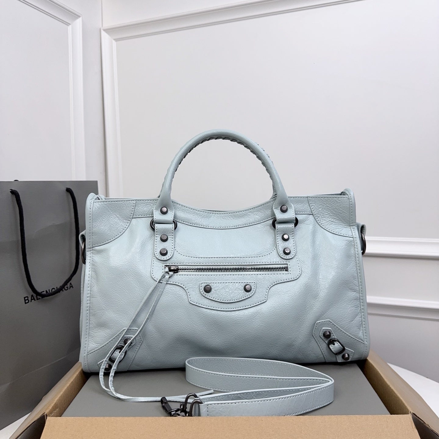 new-designer-premium-bags-nm24006