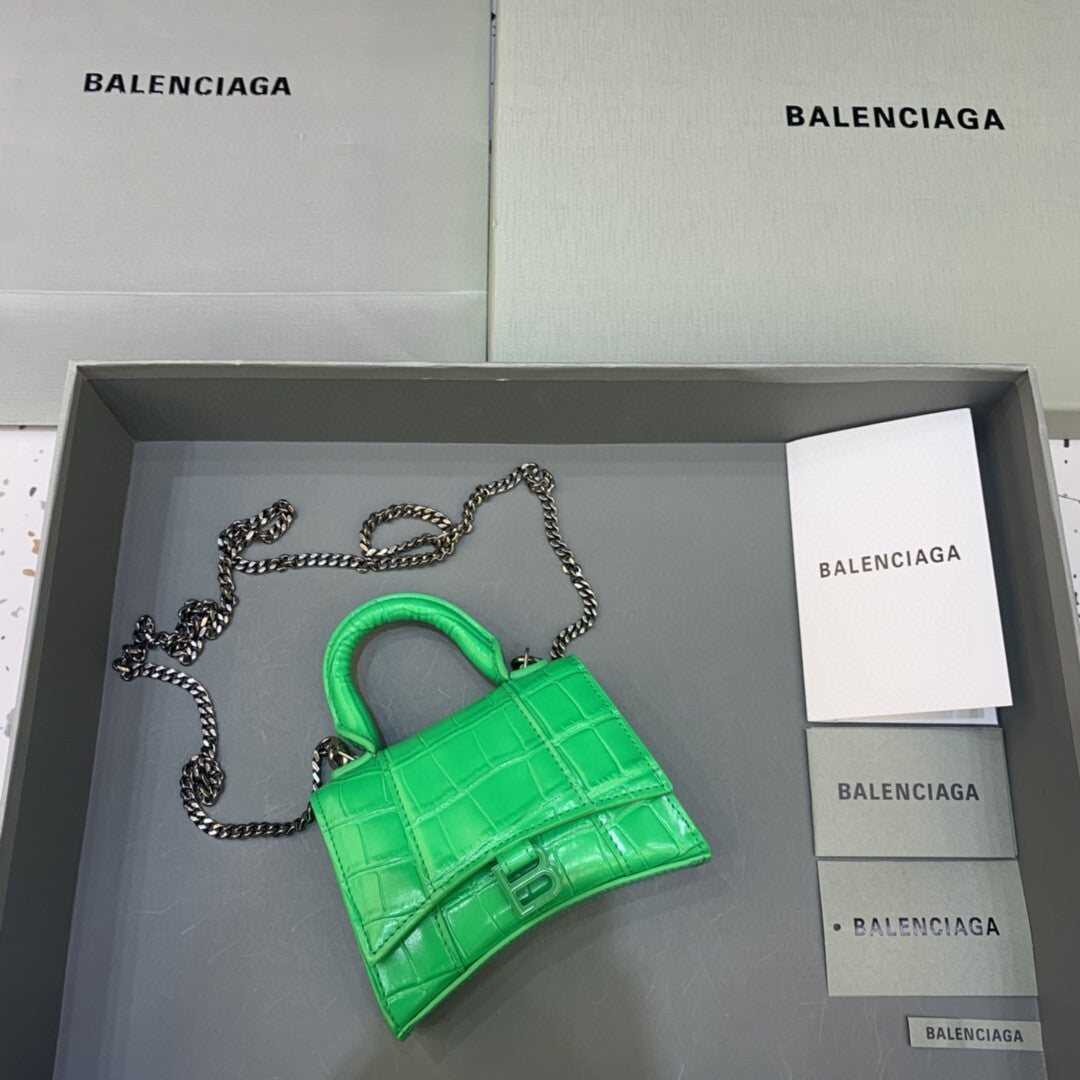 new-luxury-designer-bags-nm24510