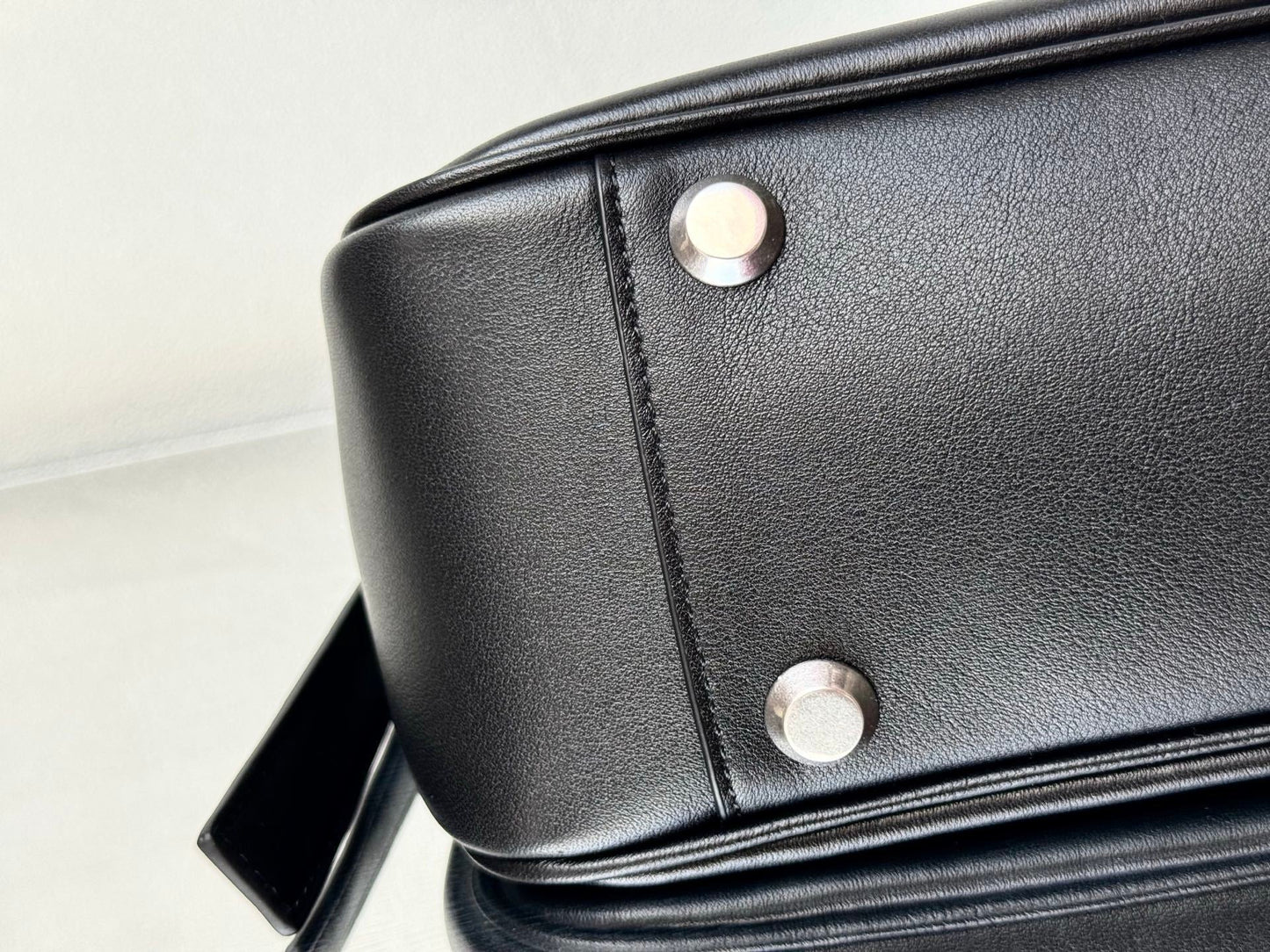 new-luxury-designer-bags-nm25190