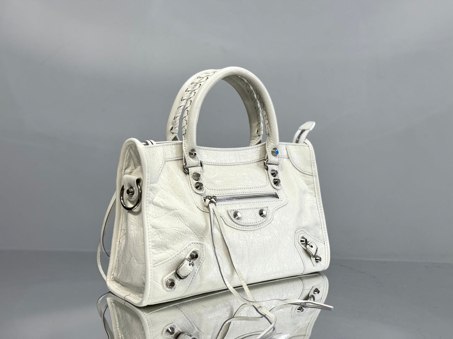 new-luxury-designer-bags-nm24894