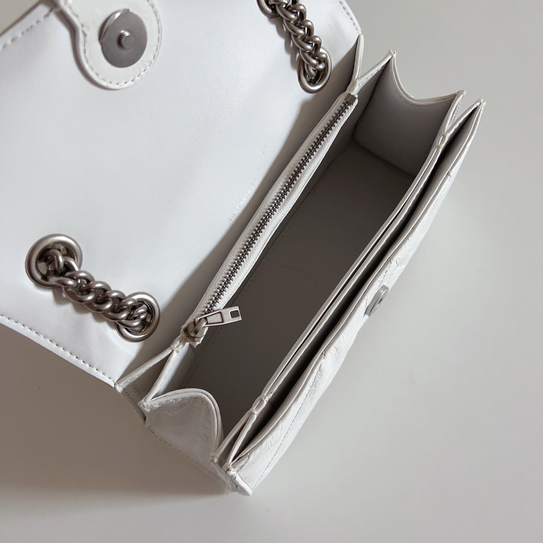 new-luxury-designer-bags-nm24198