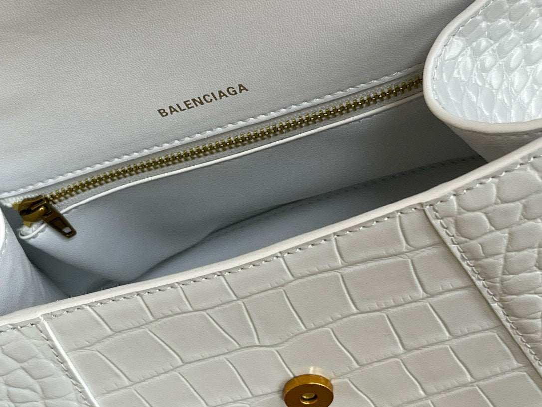 new-luxury-designer-bags-nm24594
