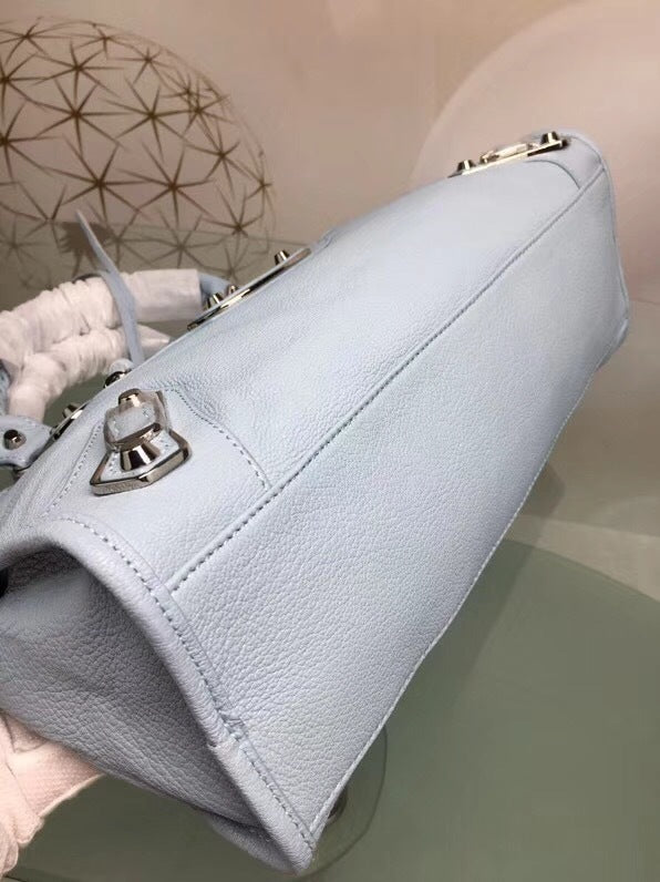 new-luxury-designer-bags-nm24744