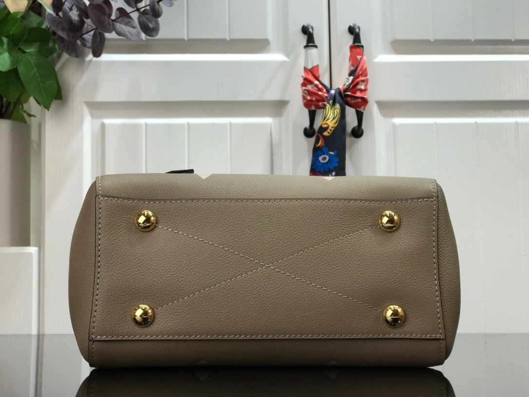 new-luxury-designer-bags-nm22072