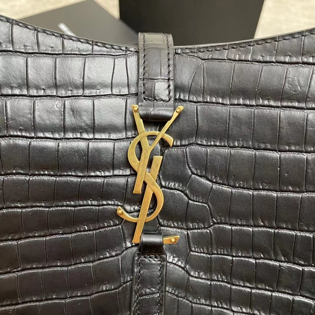 Dragons Bags - Premium Luxury Goods and Accessories - AFFORDABLE LUXURY BAGS - 5826