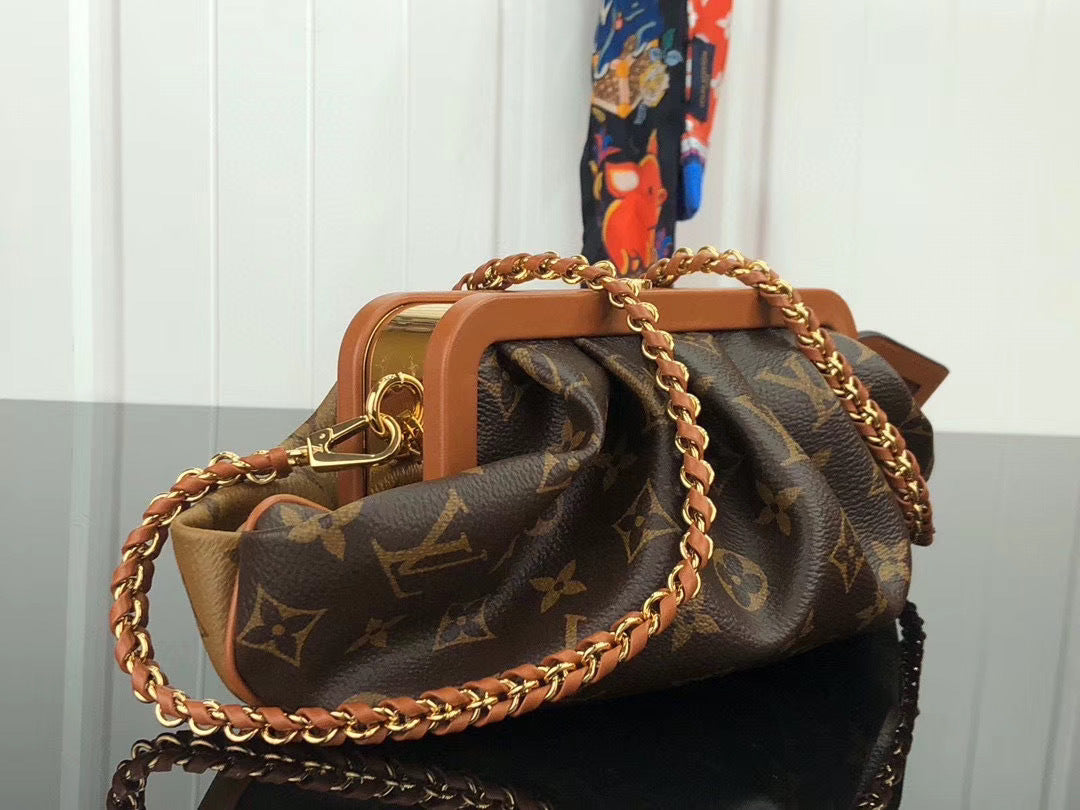 new-luxury-designer-bags-nm22060