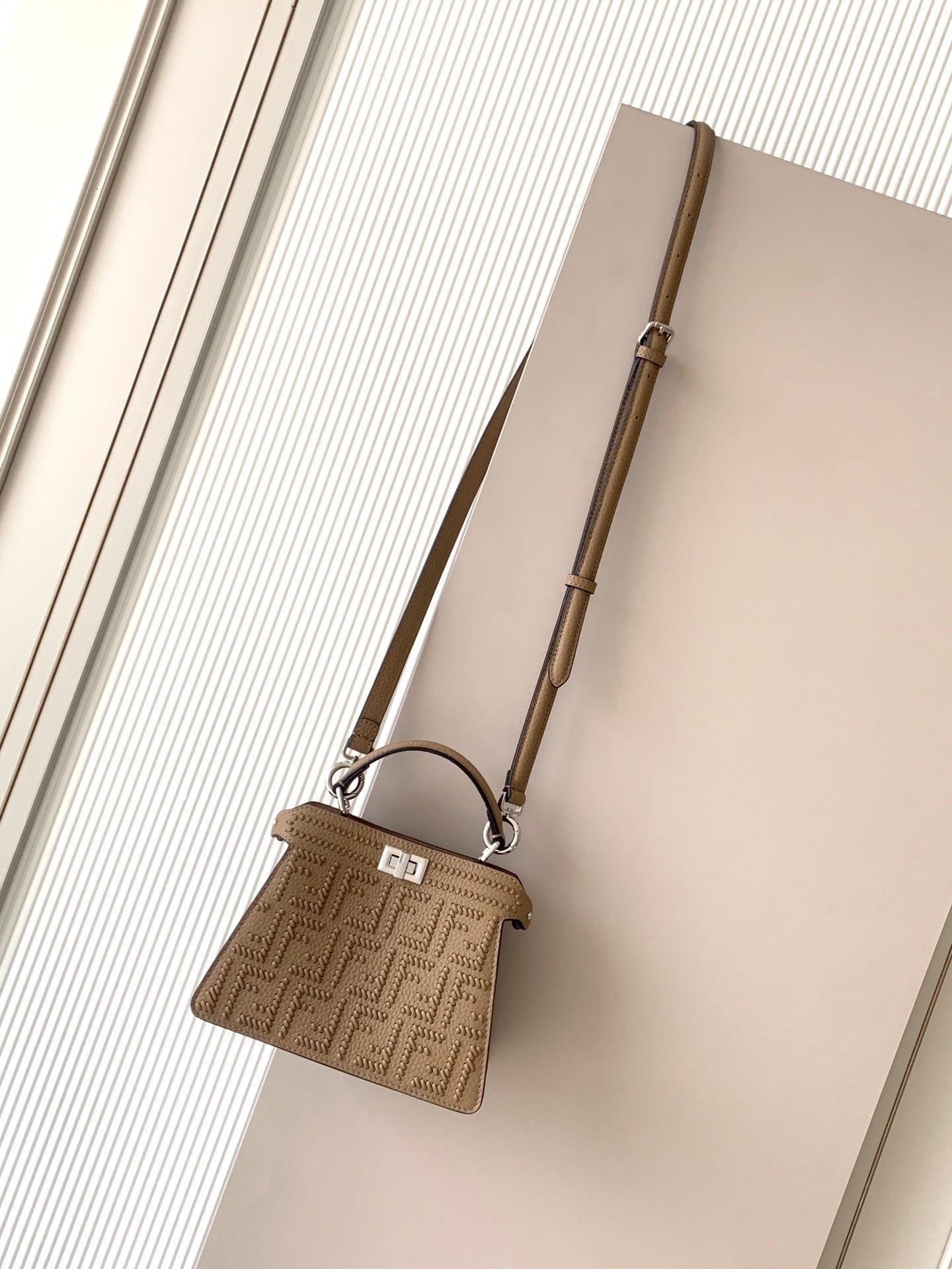 Dragons Bags - High-Quality Designer Products for You - AFFORDABLE LUXURY BAGS - 19178