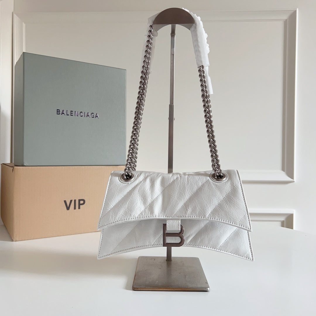 new-luxury-designer-bags-nm24198