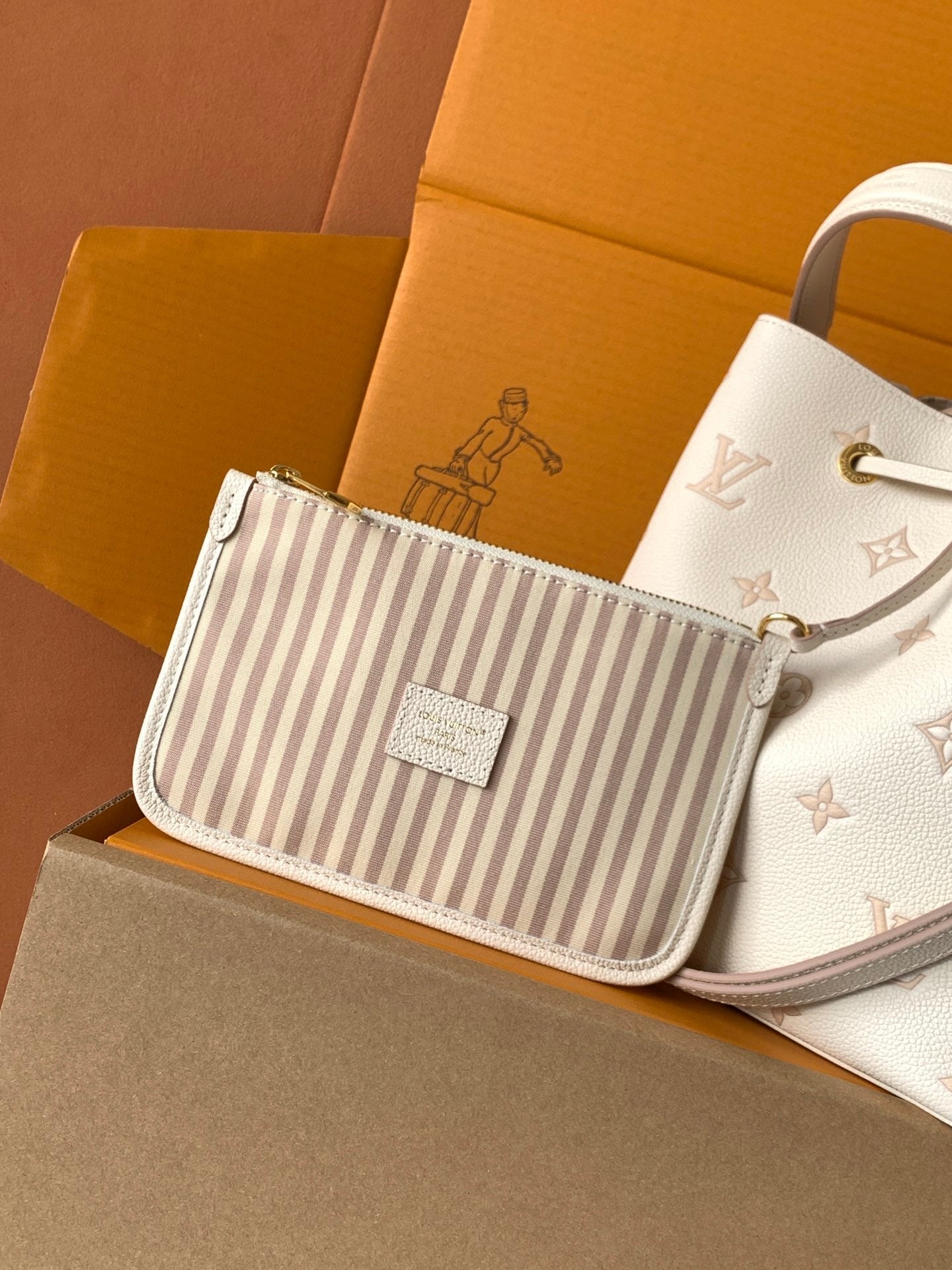 Dragons Bags - Premium Luxury Goods and Accessories - AFFORDABLE LUXURY BAGS - 3422
