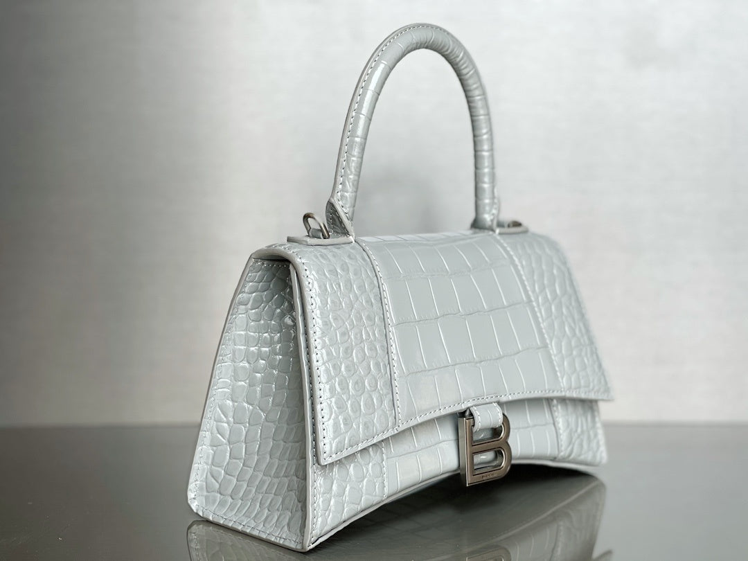 new-luxury-designer-bags-nm24877