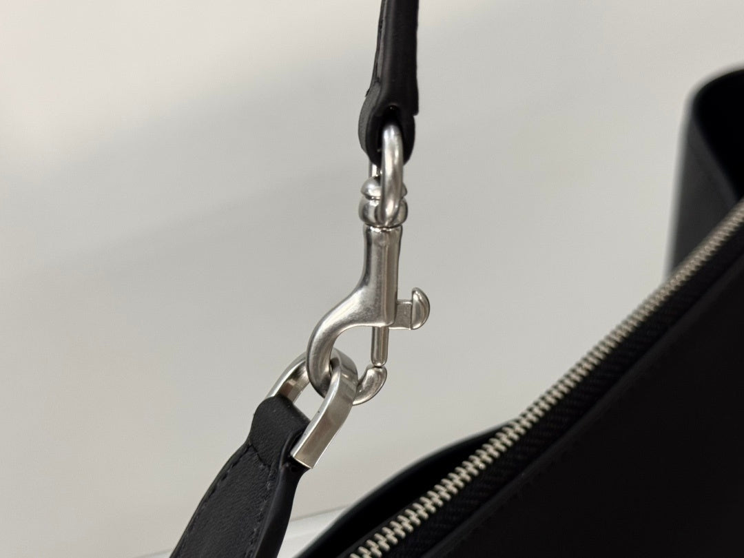 new-luxury-designer-bags-nm24964