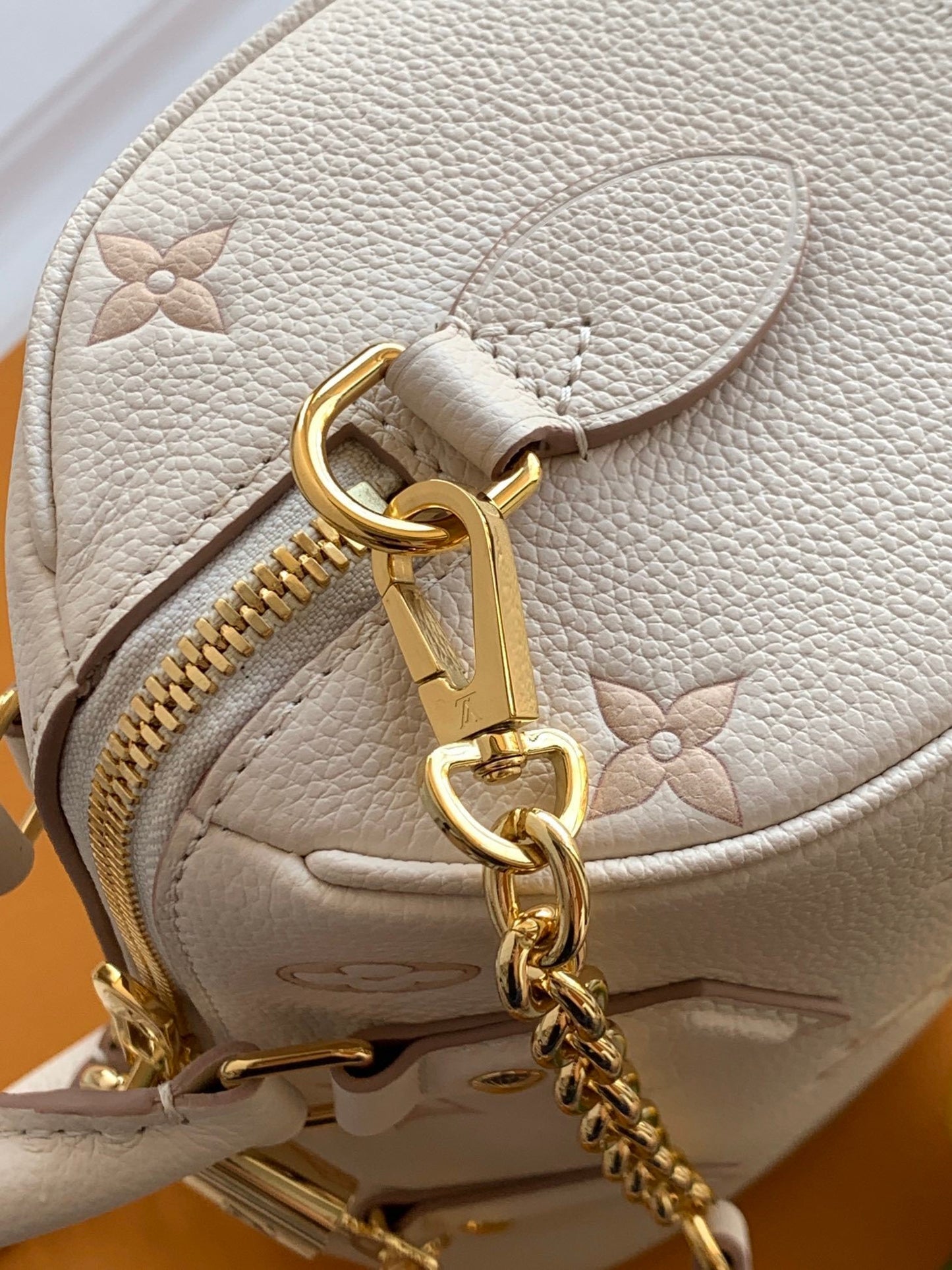 Dragons Bags - Best High-End Brands in One Place - AFFORDABLE LUXURY BAGS - 3433