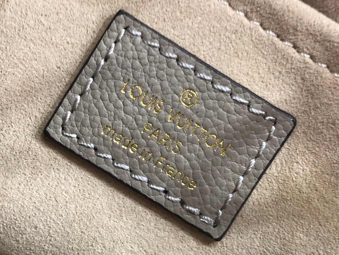 new-luxury-designer-bags-nm22072