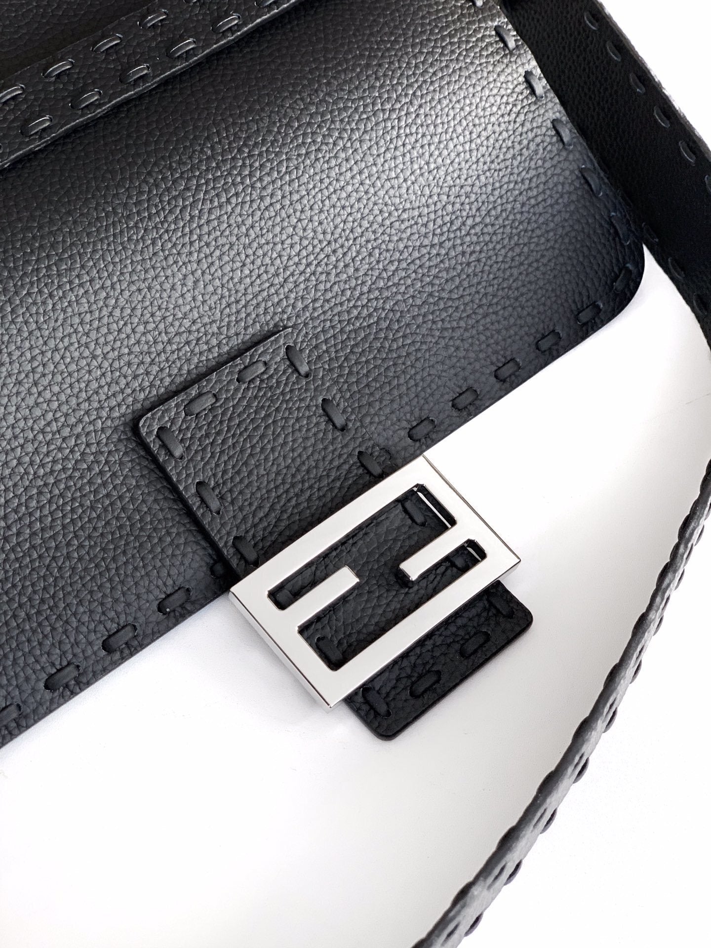 Dragons Bags - Premium Luxury Goods and Accessories - AFFORDABLE LUXURY BAGS - 19145